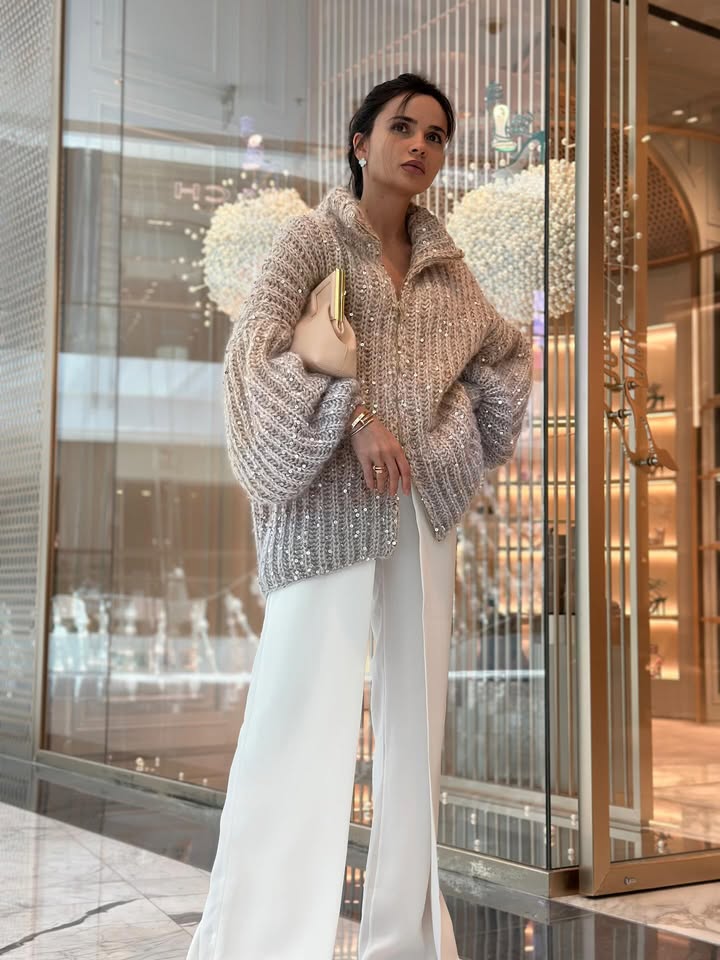 Luxury Elegant Sequined Knit Sweater