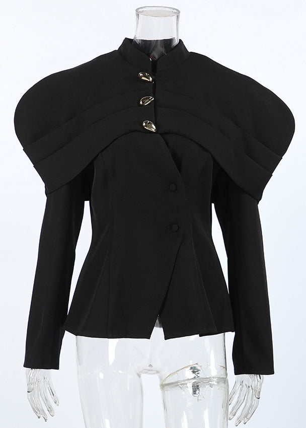 Slim-Fit Black Blazer – Small Fragrance Style